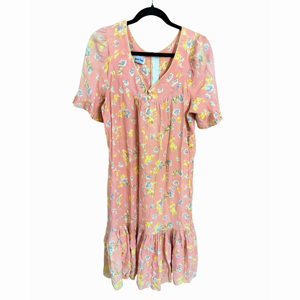 Good Times Hawaii Muumuu Dress L Red Floral Ruffle Collar Short Sleeve Tiered